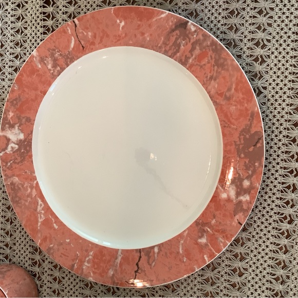 Villeroy and Boch assorted dinner pieces priced individually - Picture 11 of 13